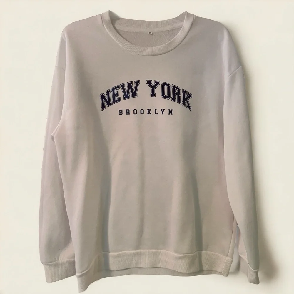 SHEIN Women’s White “New York Brooklyn” Fleece Long Sleeve Pullover Sweatshirt - Picture 1 of 4
